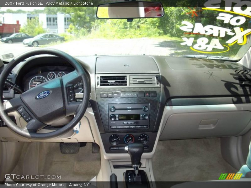 Alloy Metallic / Light Stone 2007 Ford Fusion SE
