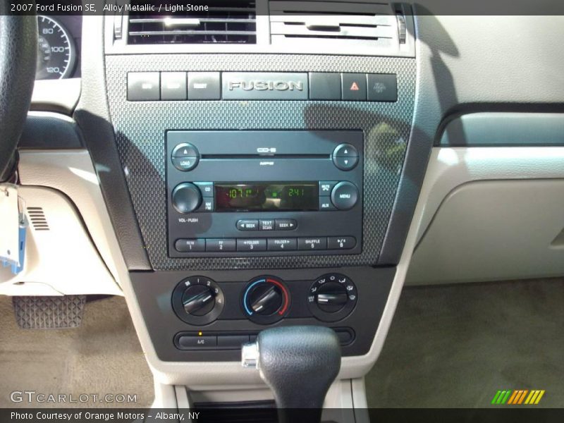 Alloy Metallic / Light Stone 2007 Ford Fusion SE