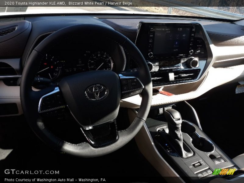 Blizzard White Pearl / Harvest Beige 2020 Toyota Highlander XLE AWD