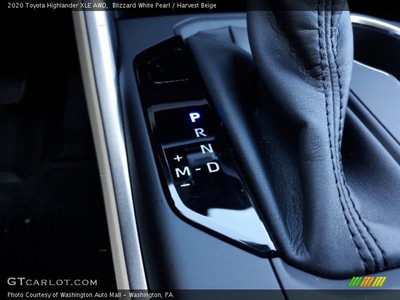 Blizzard White Pearl / Harvest Beige 2020 Toyota Highlander XLE AWD