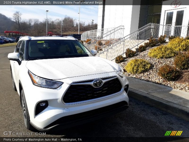 Blizzard White Pearl / Harvest Beige 2020 Toyota Highlander XLE AWD