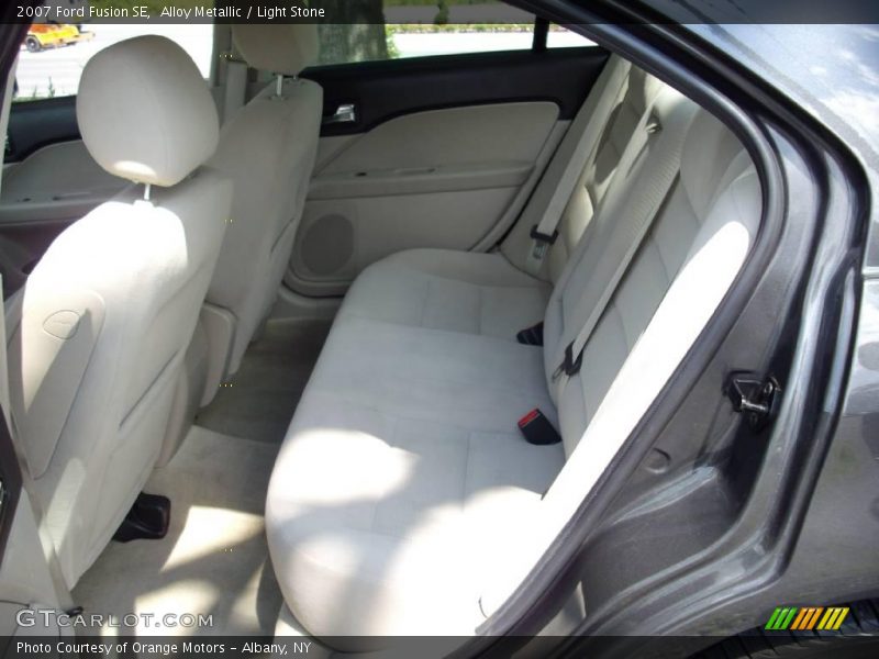 Alloy Metallic / Light Stone 2007 Ford Fusion SE
