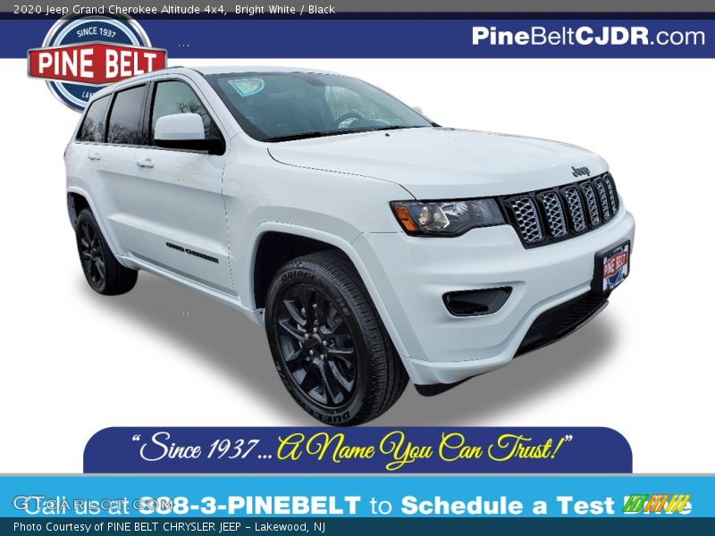 Bright White / Black 2020 Jeep Grand Cherokee Altitude 4x4