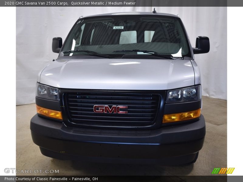 Quicksilver Metallic / Medium Pewter 2020 GMC Savana Van 2500 Cargo