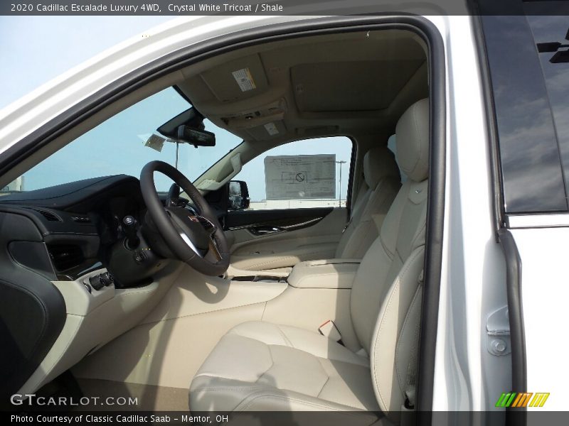 Crystal White Tricoat / Shale 2020 Cadillac Escalade Luxury 4WD