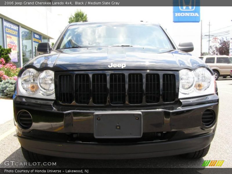 Black / Medium Slate Gray 2006 Jeep Grand Cherokee Laredo 4x4
