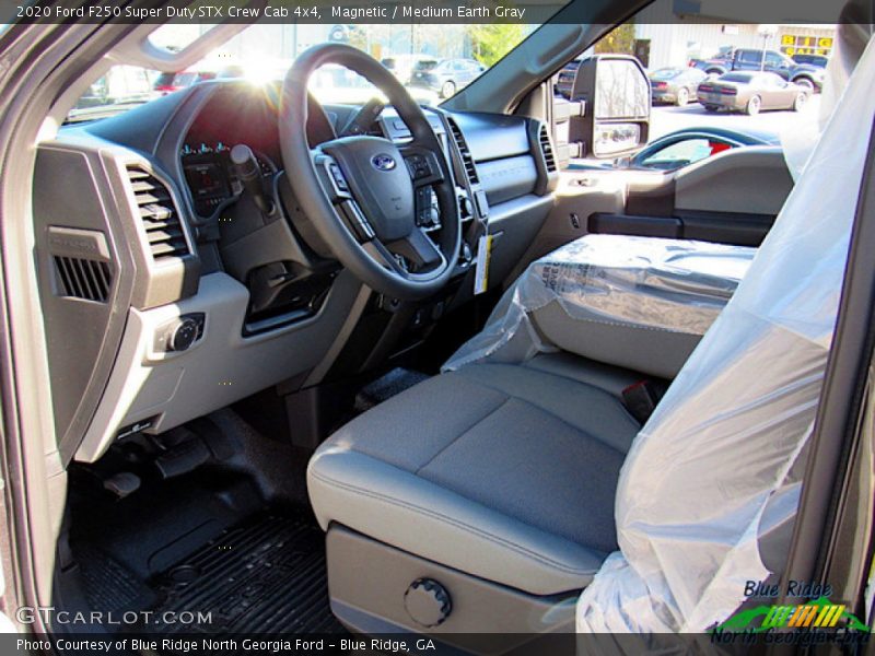 Magnetic / Medium Earth Gray 2020 Ford F250 Super Duty STX Crew Cab 4x4