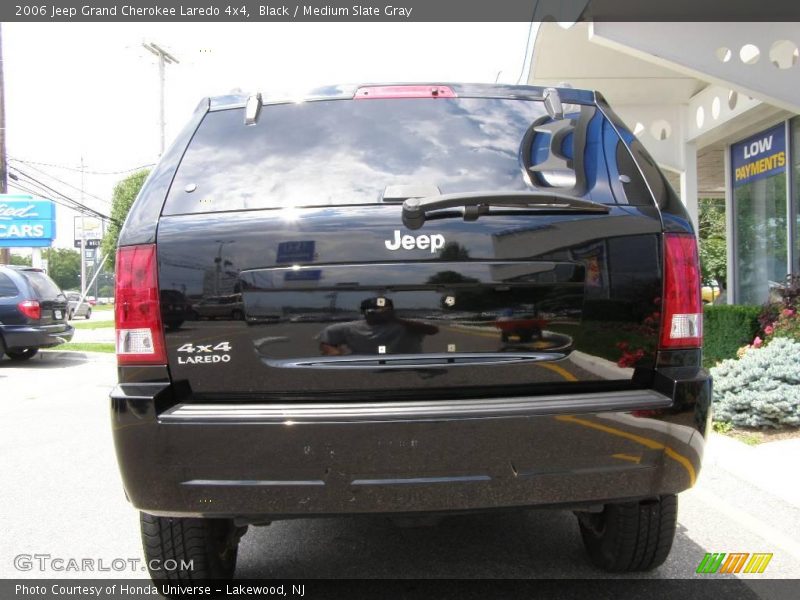 Black / Medium Slate Gray 2006 Jeep Grand Cherokee Laredo 4x4