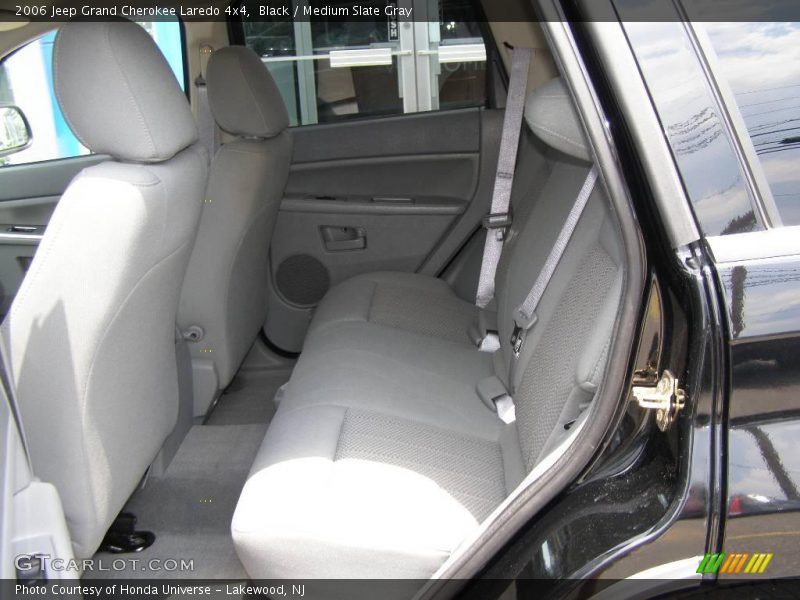 Black / Medium Slate Gray 2006 Jeep Grand Cherokee Laredo 4x4