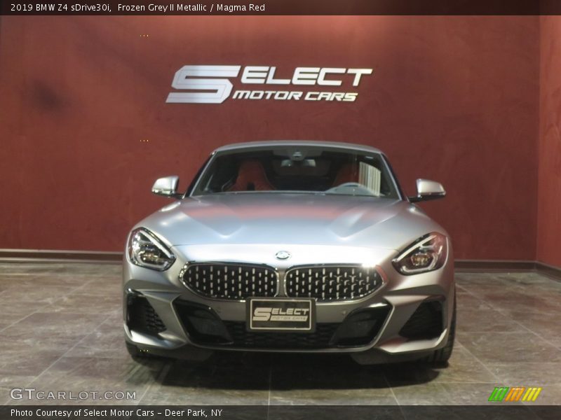 Frozen Grey II Metallic / Magma Red 2019 BMW Z4 sDrive30i