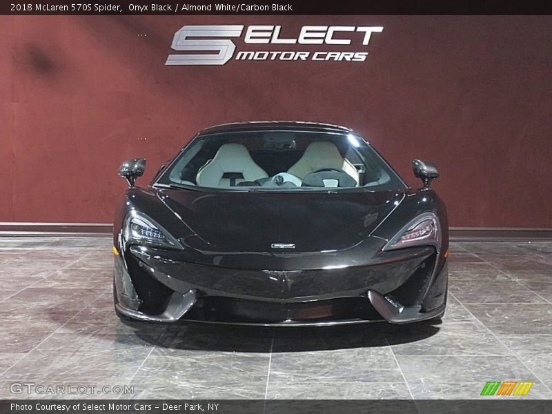 Onyx Black / Almond White/Carbon Black 2018 McLaren 570S Spider