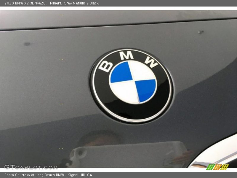 Mineral Grey Metallic / Black 2020 BMW X2 sDrive28i