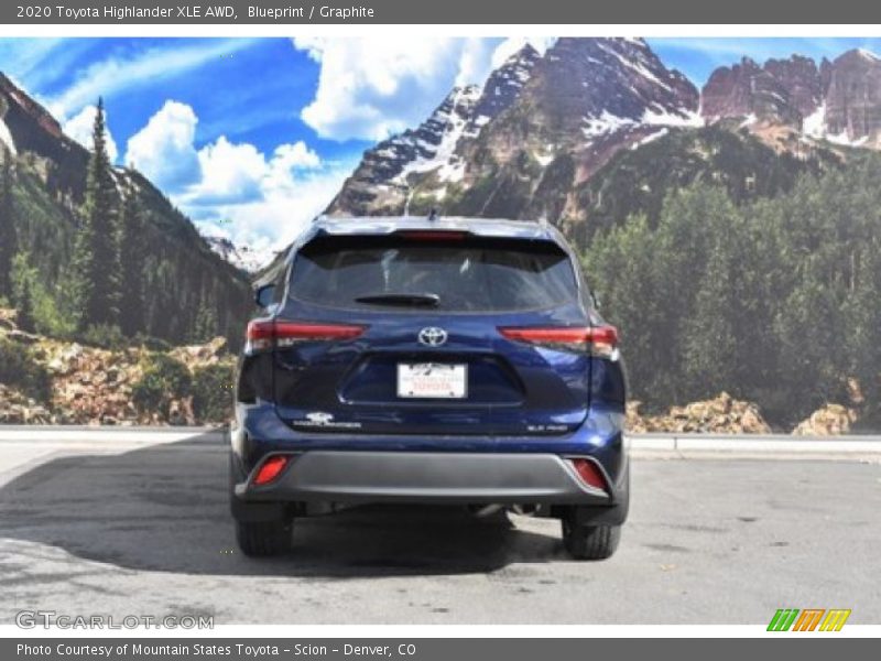 Blueprint / Graphite 2020 Toyota Highlander XLE AWD