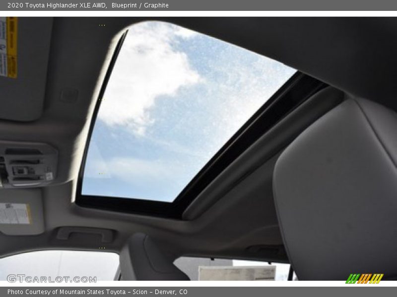 Blueprint / Graphite 2020 Toyota Highlander XLE AWD