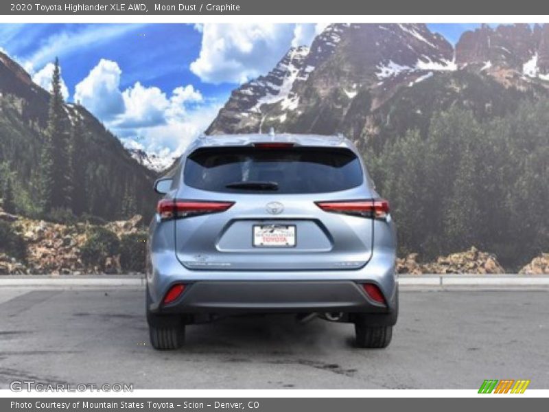 Moon Dust / Graphite 2020 Toyota Highlander XLE AWD