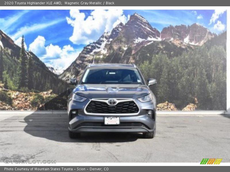 Magnetic Gray Metallic / Black 2020 Toyota Highlander XLE AWD