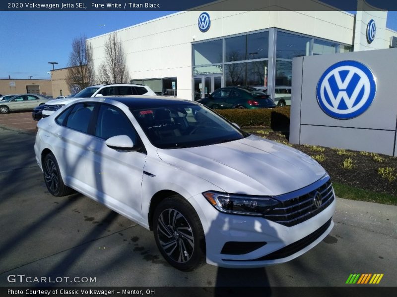 Pure White / Titan Black 2020 Volkswagen Jetta SEL