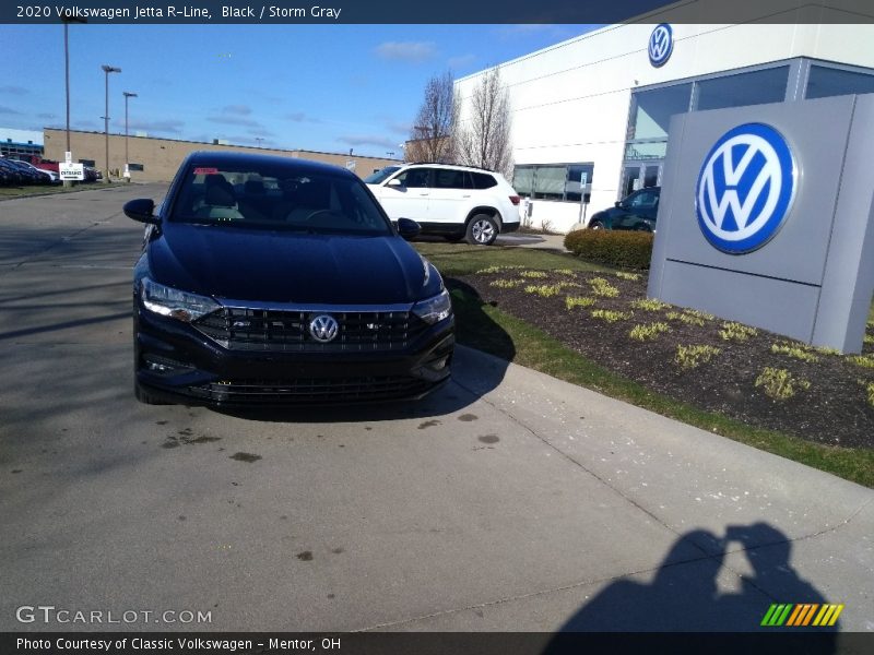 Black / Storm Gray 2020 Volkswagen Jetta R-Line