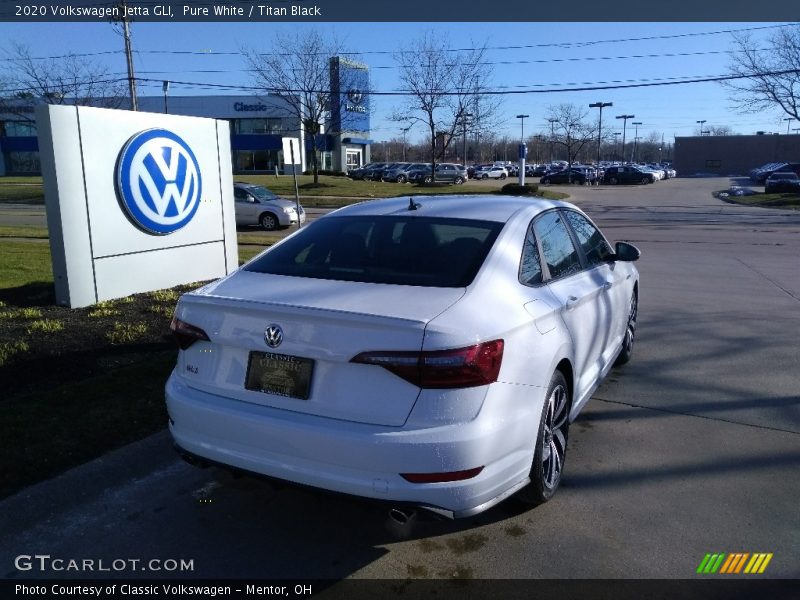 Pure White / Titan Black 2020 Volkswagen Jetta GLI
