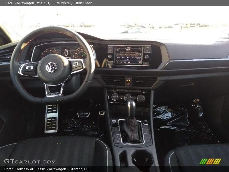 Pure White / Titan Black 2020 Volkswagen Jetta GLI