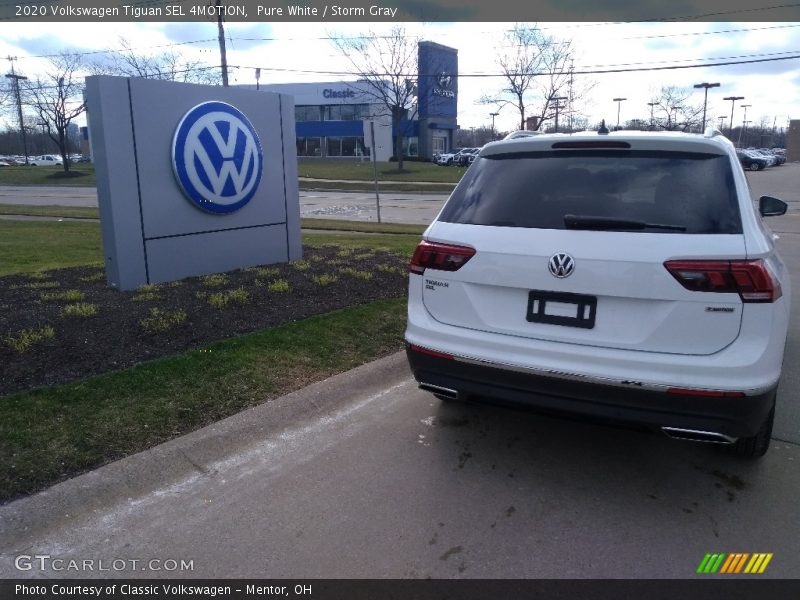 Pure White / Storm Gray 2020 Volkswagen Tiguan SEL 4MOTION