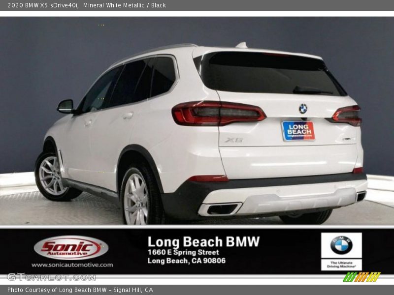 Mineral White Metallic / Black 2020 BMW X5 sDrive40i
