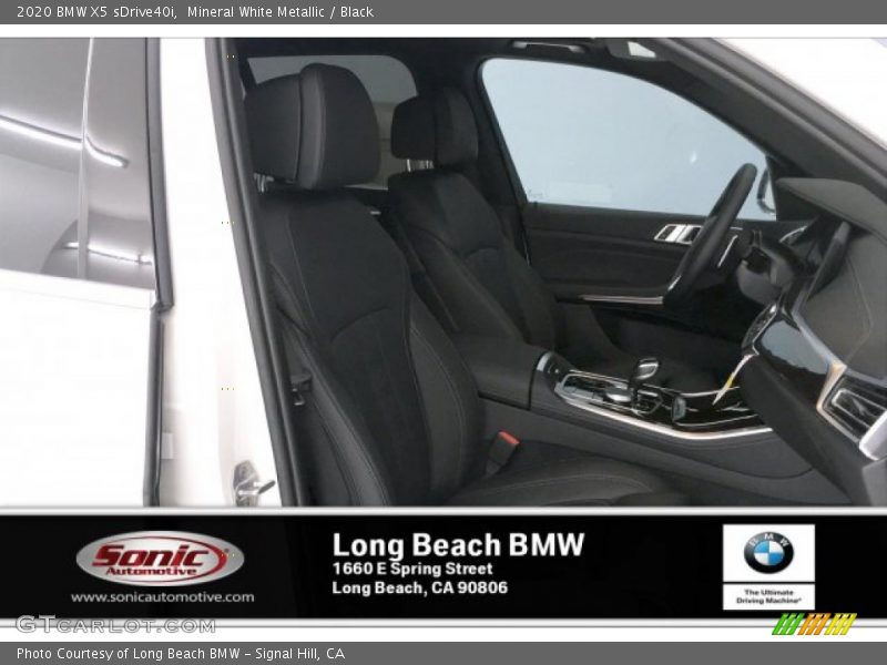 Mineral White Metallic / Black 2020 BMW X5 sDrive40i