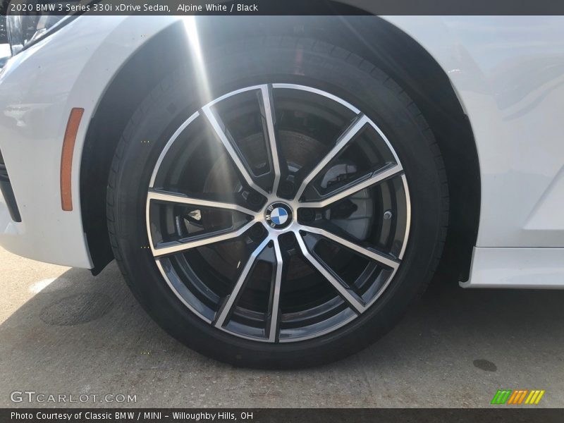 Alpine White / Black 2020 BMW 3 Series 330i xDrive Sedan