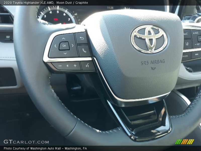 Moon Dust / Graphite 2020 Toyota Highlander XLE AWD