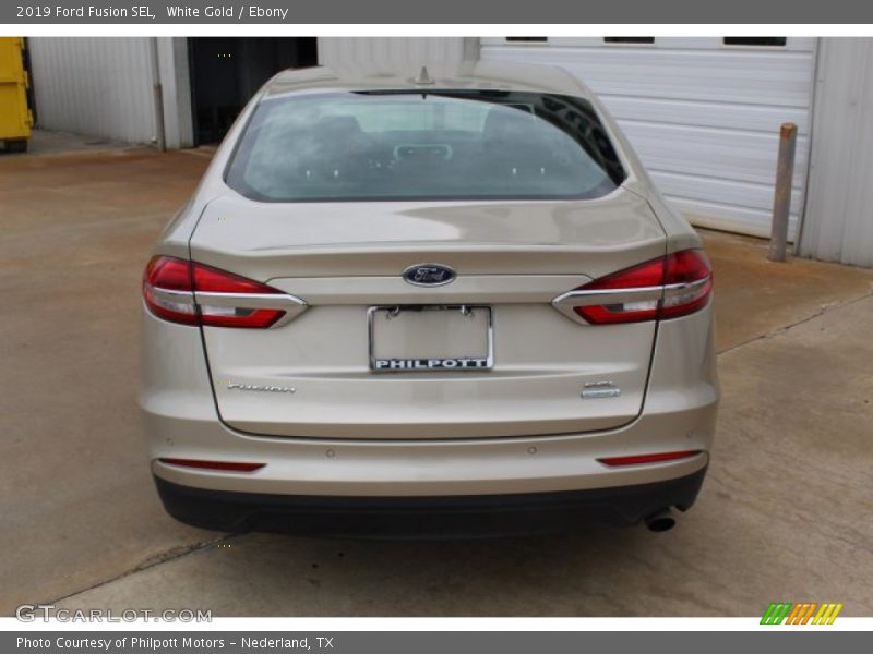 White Gold / Ebony 2019 Ford Fusion SEL