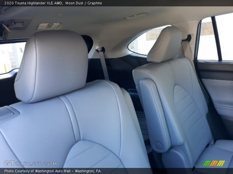 Moon Dust / Graphite 2020 Toyota Highlander XLE AWD
