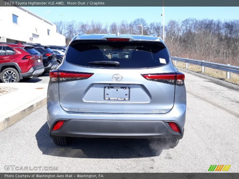 Moon Dust / Graphite 2020 Toyota Highlander XLE AWD