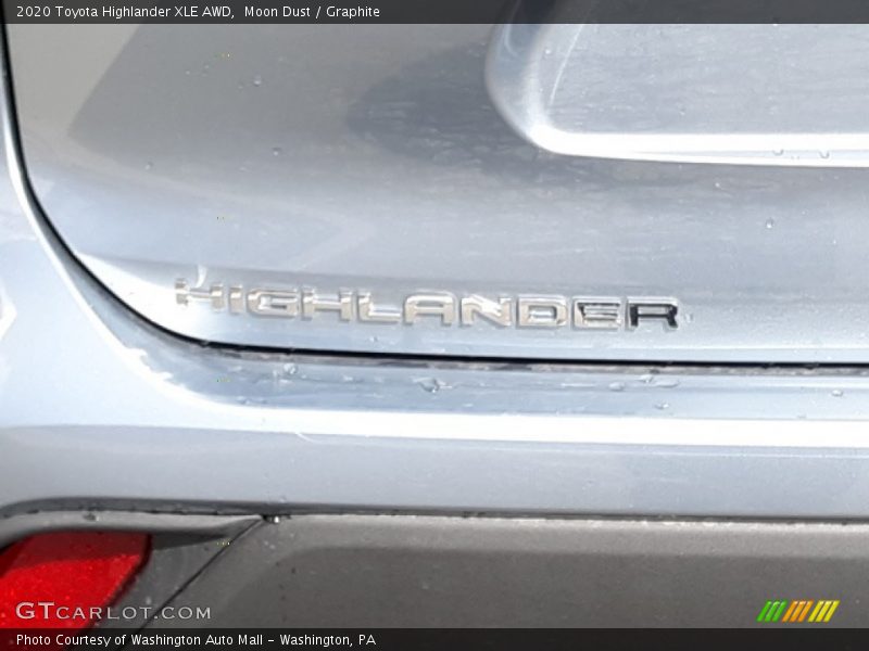 Moon Dust / Graphite 2020 Toyota Highlander XLE AWD
