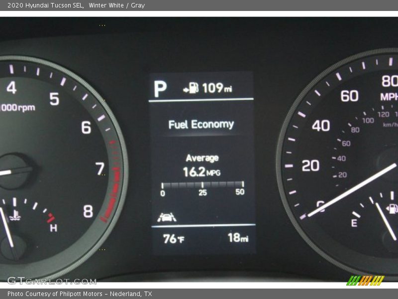 Winter White / Gray 2020 Hyundai Tucson SEL