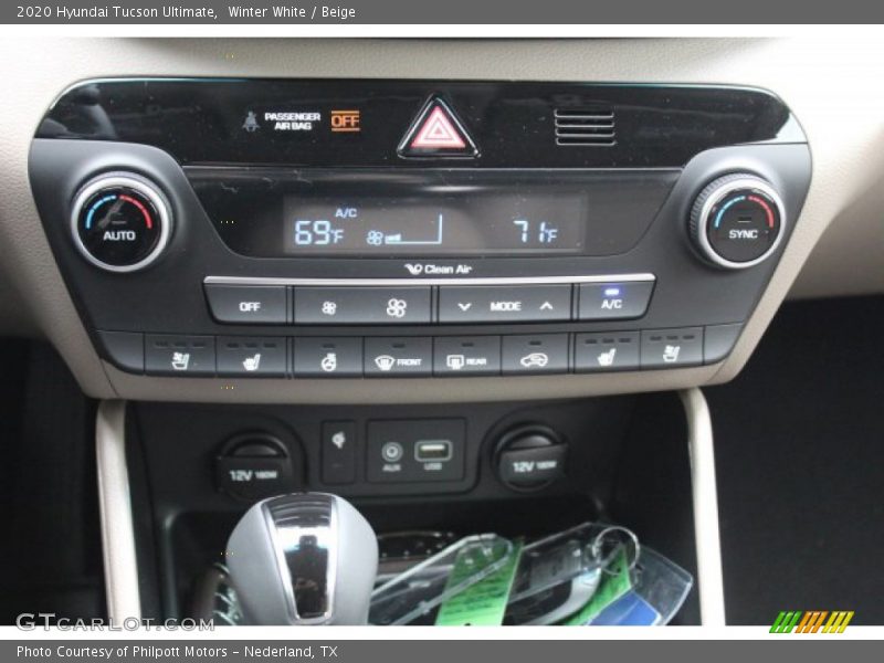 Winter White / Beige 2020 Hyundai Tucson Ultimate