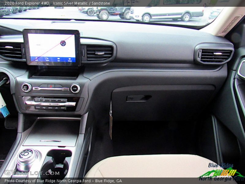 Iconic Silver Metallic / Sandstone 2020 Ford Explorer 4WD