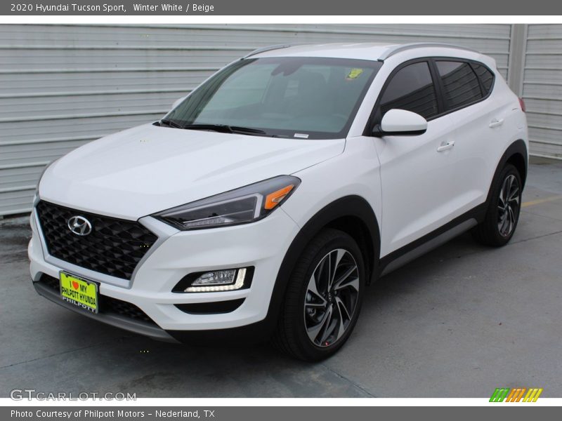 Winter White / Beige 2020 Hyundai Tucson Sport