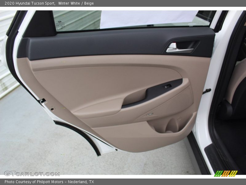 Winter White / Beige 2020 Hyundai Tucson Sport