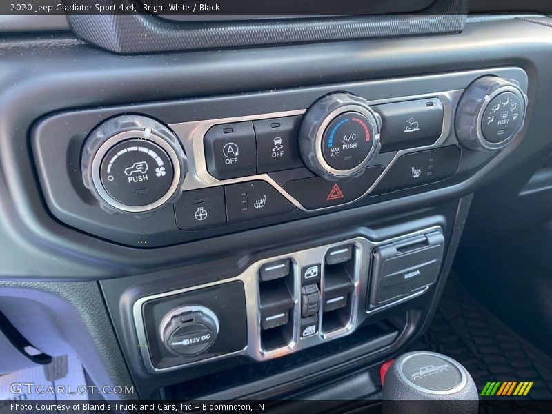 Bright White / Black 2020 Jeep Gladiator Sport 4x4