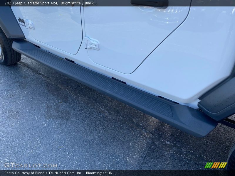 Bright White / Black 2020 Jeep Gladiator Sport 4x4