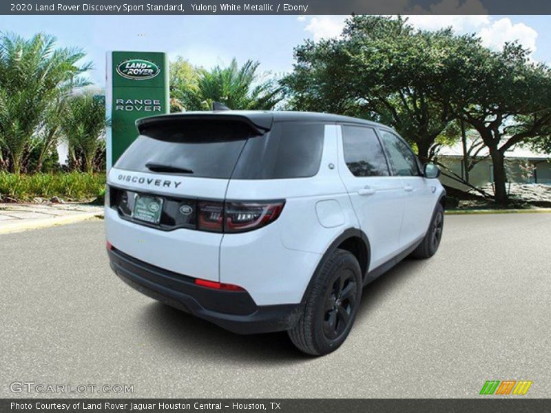Yulong White Metallic / Ebony 2020 Land Rover Discovery Sport Standard