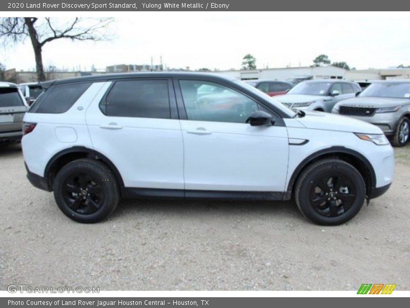Yulong White Metallic / Ebony 2020 Land Rover Discovery Sport Standard