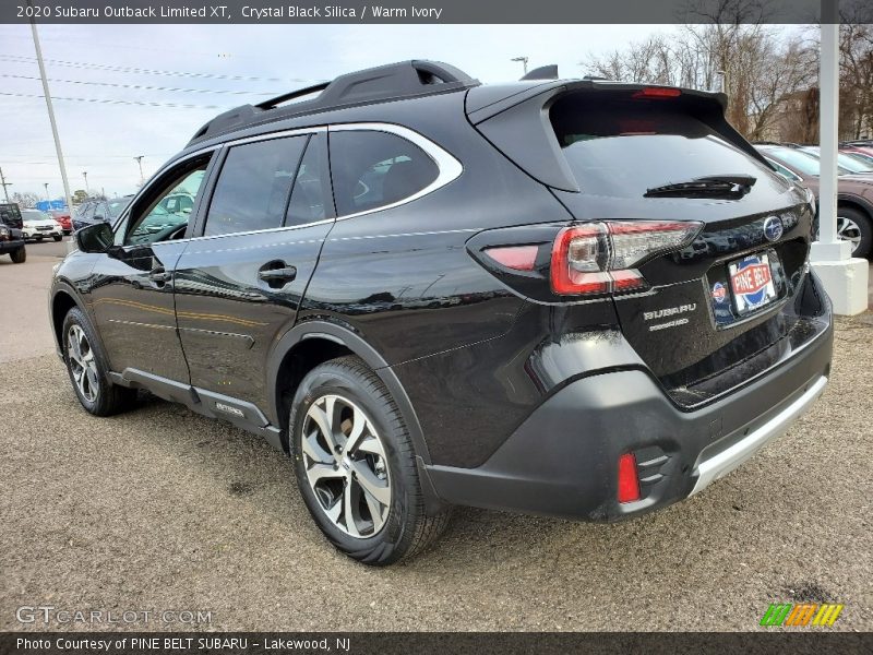 Crystal Black Silica / Warm Ivory 2020 Subaru Outback Limited XT
