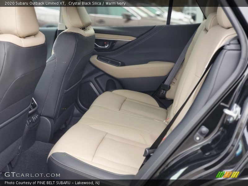 Crystal Black Silica / Warm Ivory 2020 Subaru Outback Limited XT