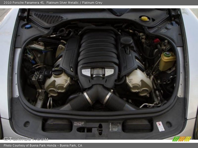 Platinum Silver Metallic / Platinum Grey 2010 Porsche Panamera 4S