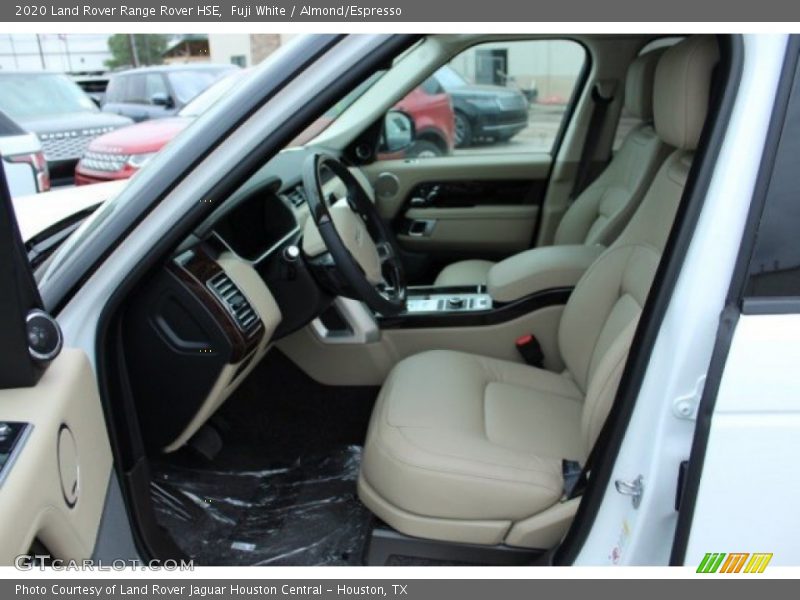 Fuji White / Almond/Espresso 2020 Land Rover Range Rover HSE