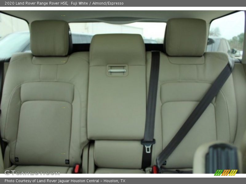 Fuji White / Almond/Espresso 2020 Land Rover Range Rover HSE