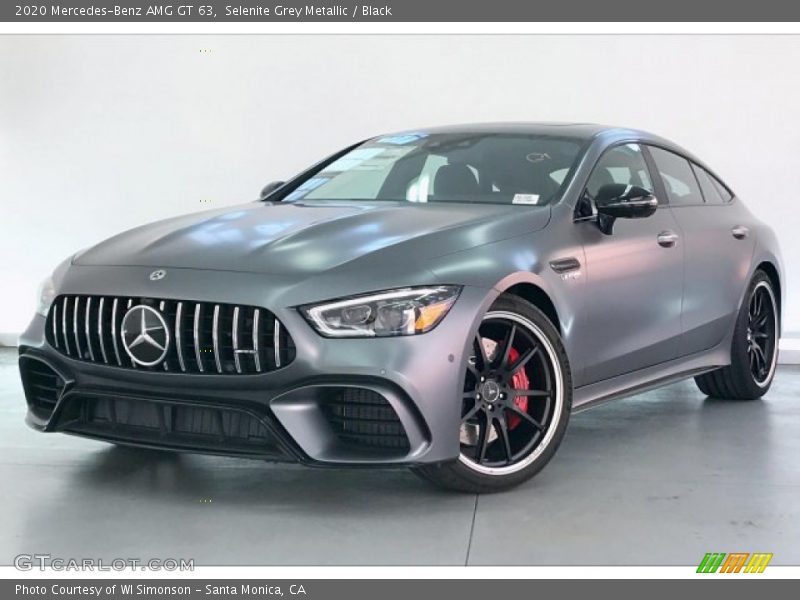Front 3/4 View of 2020 AMG GT 63