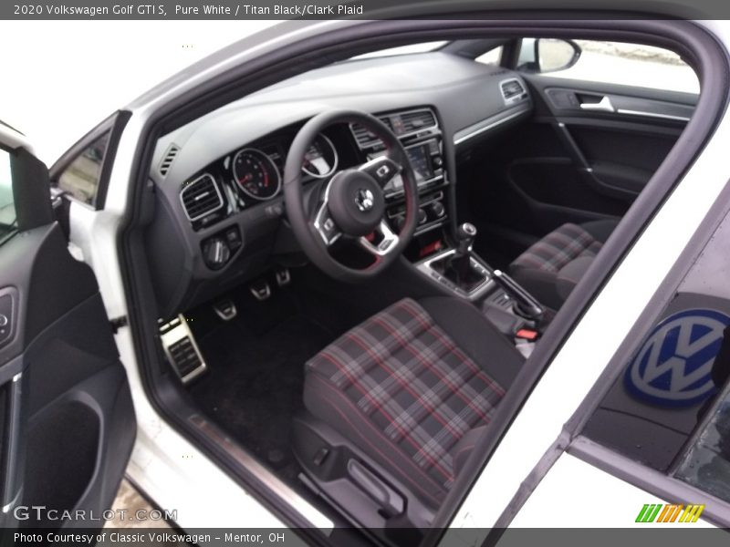 Front Seat of 2020 Golf GTI S