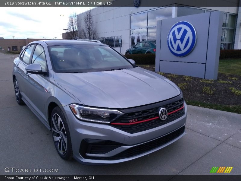 Pyrite Silver Metallic / Titan Black 2019 Volkswagen Jetta GLI